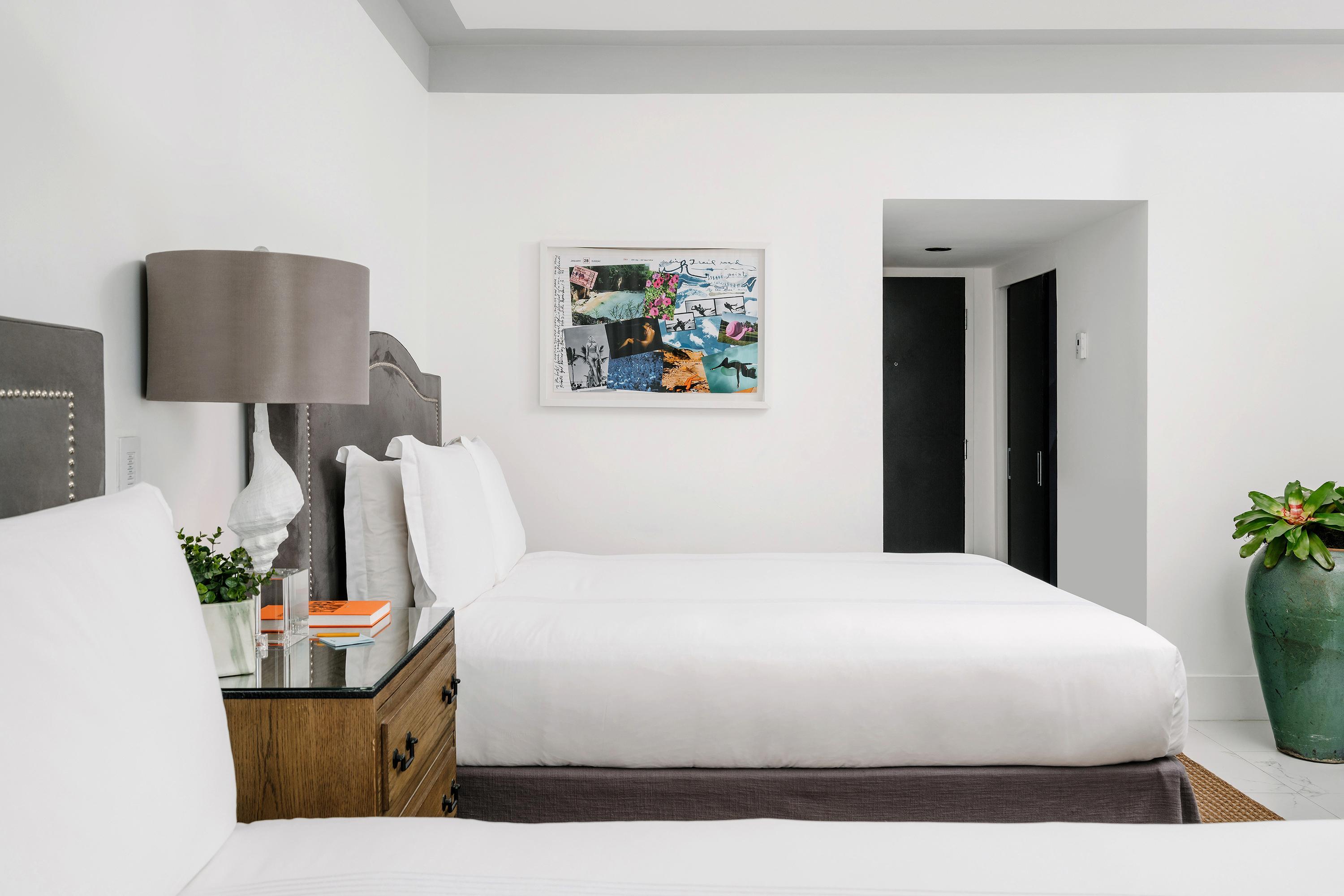 Nautilus Sonesta Miami Beach Kültér fotó A bedroom at the hotel