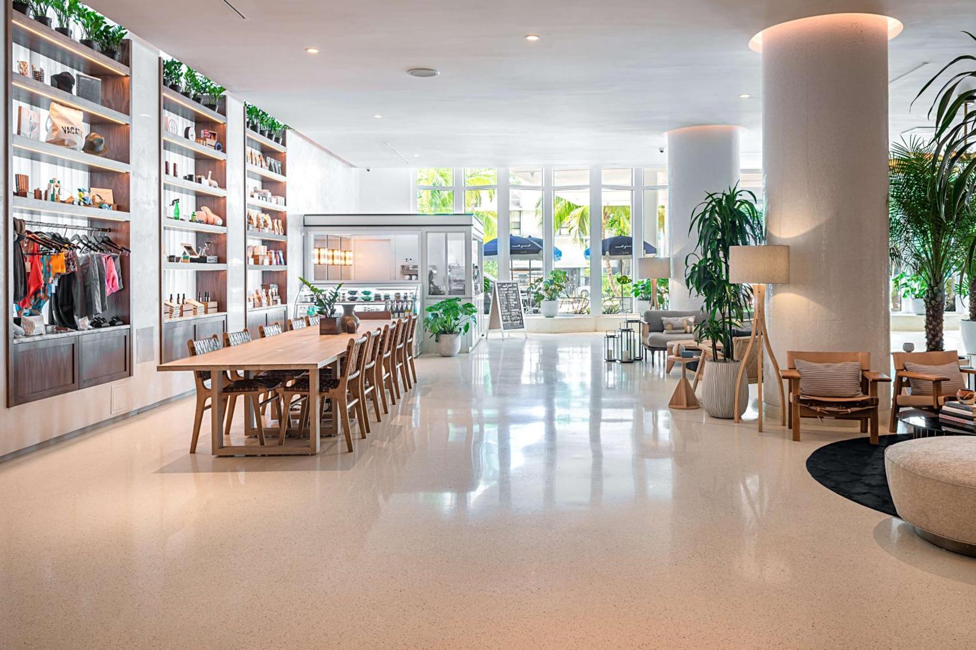 Nautilus Sonesta Miami Beach Kültér fotó The interior of the lounge